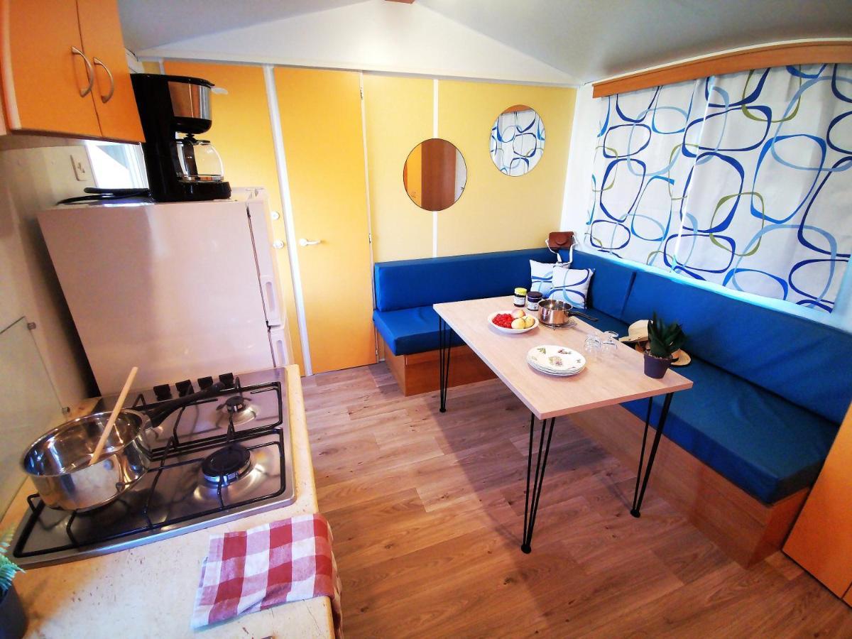 Camping Le Coin Charmant Chauzon Eksteriør billede
