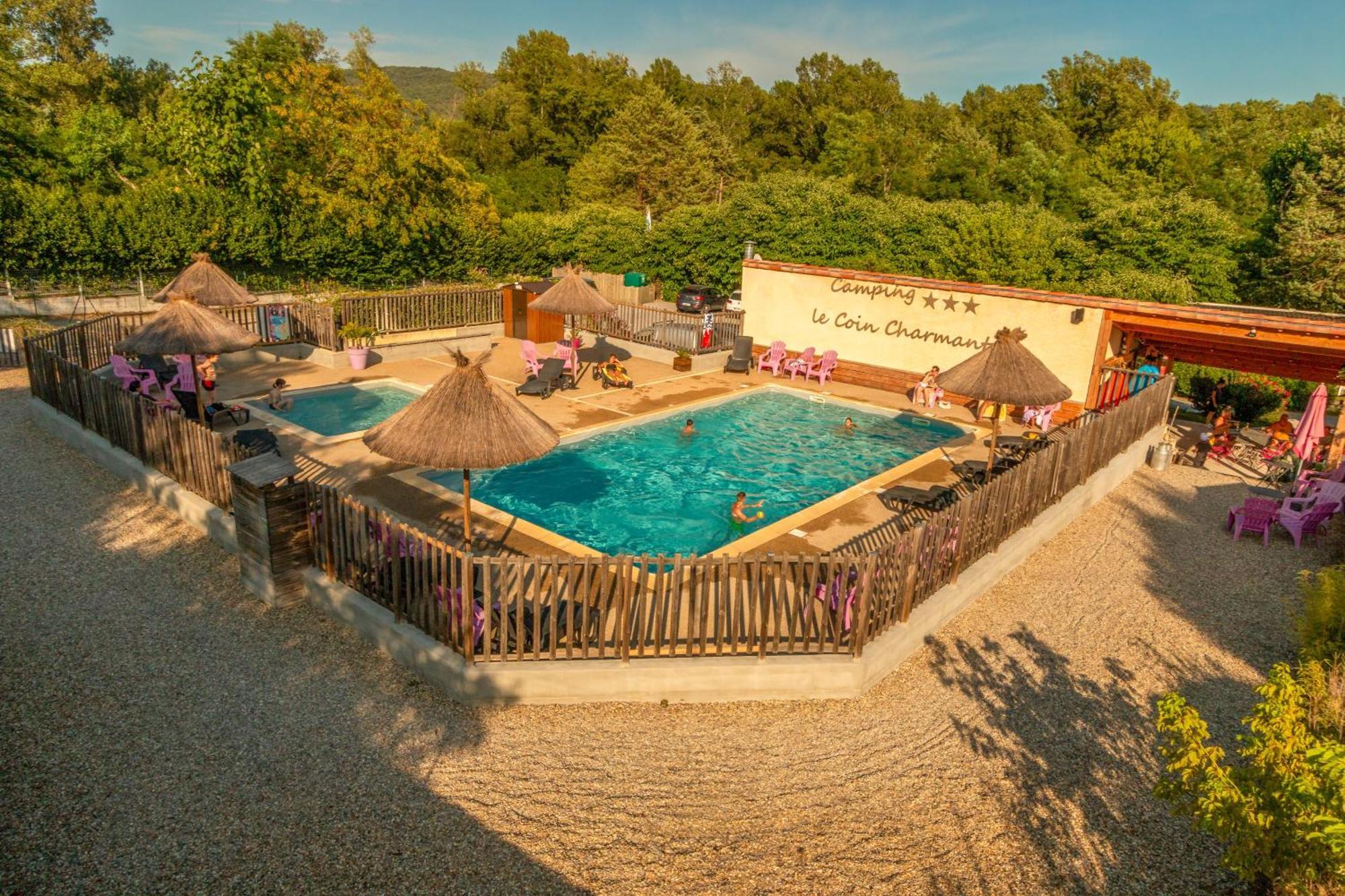 Camping Le Coin Charmant Chauzon Eksteriør billede