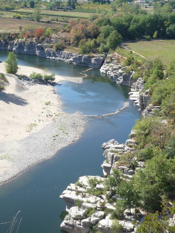 Camping Le Coin Charmant Chauzon Eksteriør billede